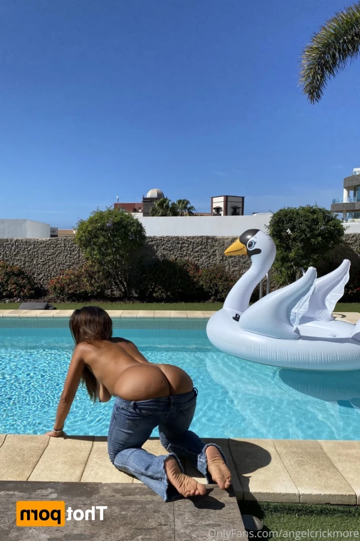 Angela Crickmore VIP 🍑 [ angelcrickmore ] Onlyfans leaked photo 15132273 on Hotleaks.tv