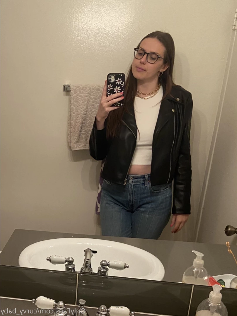 Curvy baby [ curvy_baby ] Onlyfans leaked photo 15894677 on Hotleaks.tv