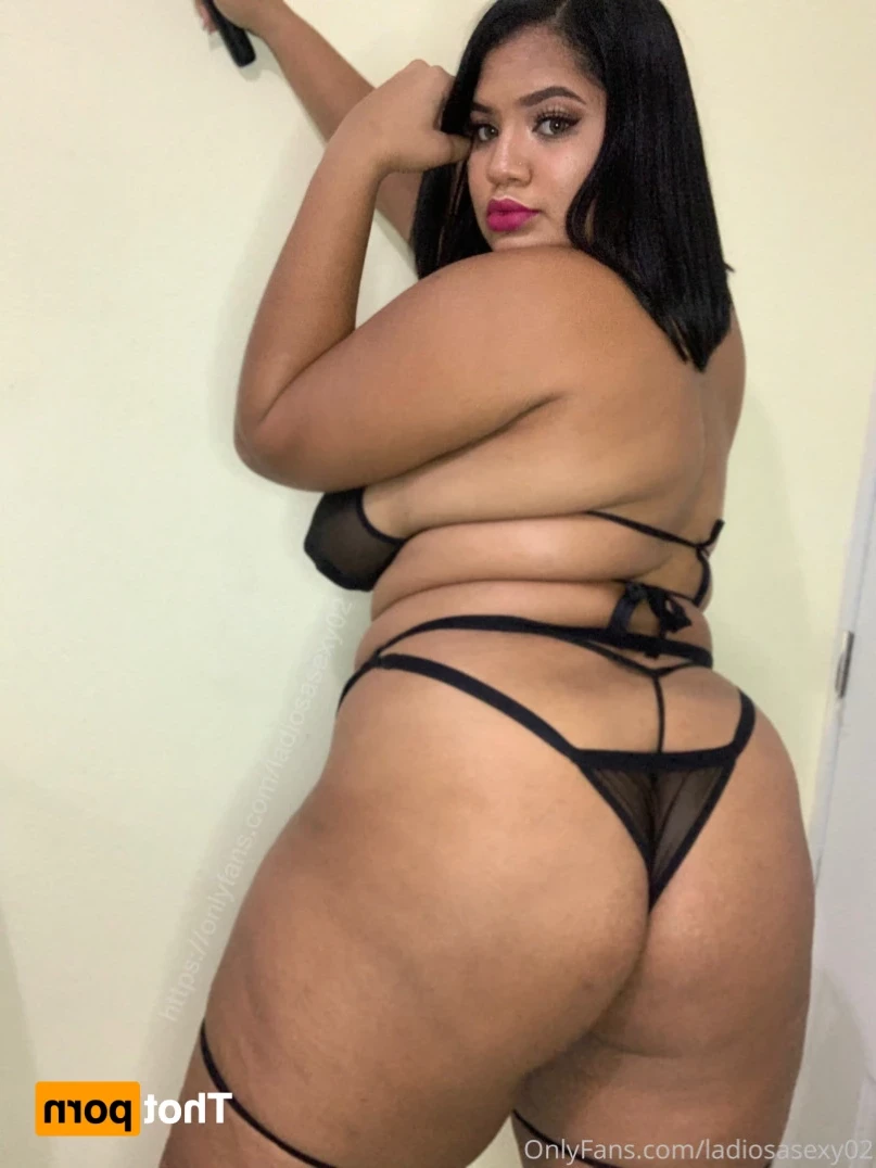 🥥 BIG TITTYS 🥥 [ ladiosasexy02 ] Onlyfans leaked photo 12215499 on Hotleaks.tv