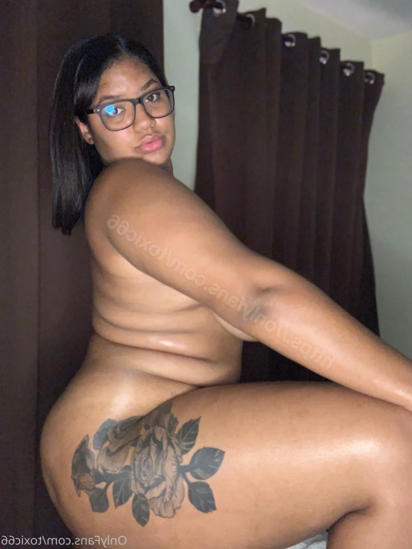 🥥 BIG TITTYS 🥥 [ ladiosasexy02 ] Onlyfans leaked photo 16040720 on Hotleaks.tv