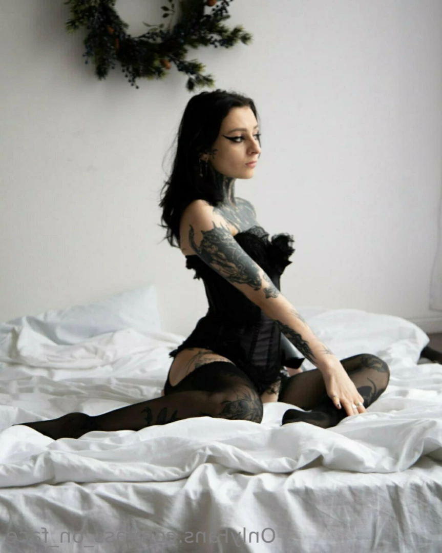 𝗔𝗹𝗶𝘀𝗮 𝗕𝗹𝗮𝗻𝗰𝗵𝗲 [ alisa_blanche ] Onlyfans leaked photo 15884697 on Hotleaks.tv