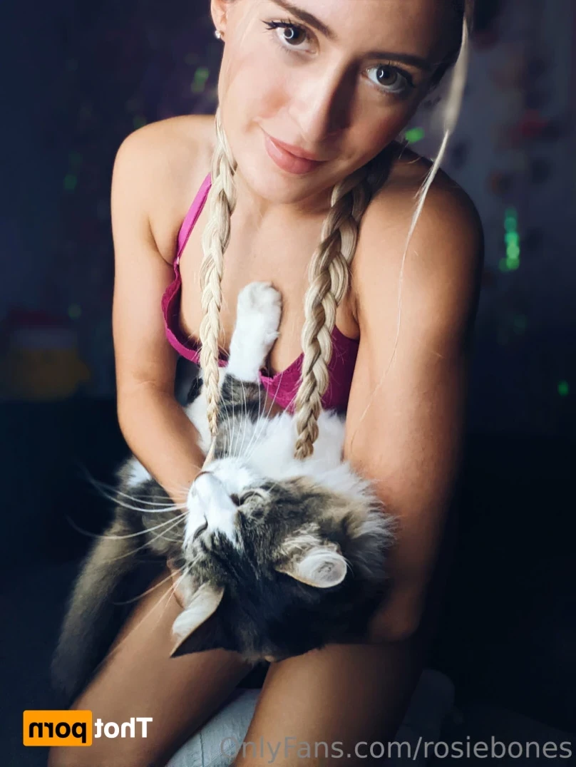 🌹Rosie Bones🦴 [ rosiebones ] Onlyfans leaked photo 14108359 on Hotleaks.tv
