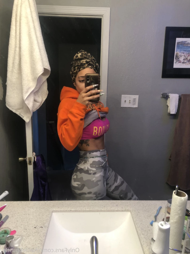 Charlie B. Hustle [ charliebhustle_ ] Onlyfans leaked photo 12465537 on Hotleaks.tv