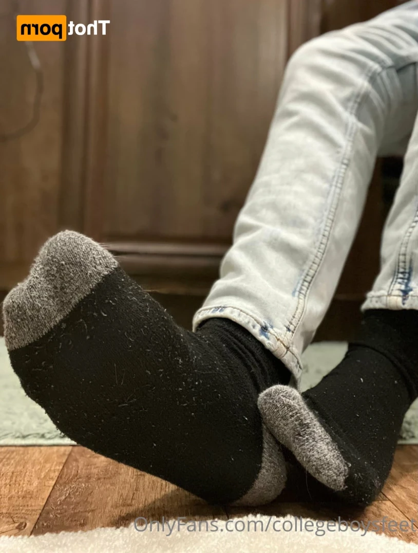 College Boys Feet 🔞 [ collegeboysfeet ] Onlyfans leaked photo 14524632 on Hotleaks.tv