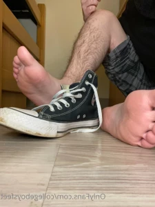 15863489