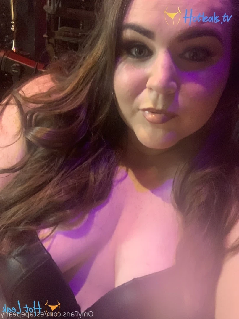 ᴘʀᴇɢɴᴀɴᴛ ᴘᴇᴀʀʟʏ 🍓 [ escapepearly ] Onlyfans leaked photo 10910346 on Hotleaks.tv