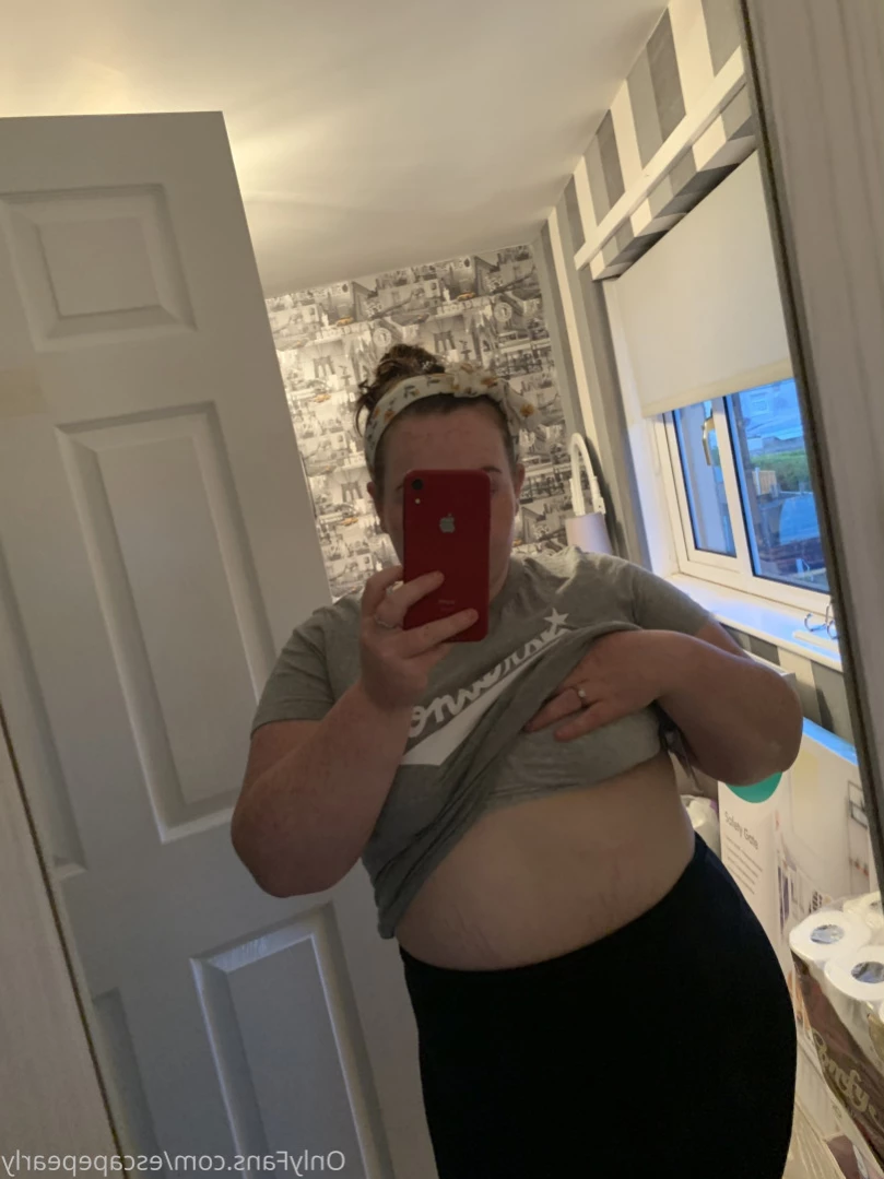 ᴘʀᴇɢɴᴀɴᴛ ᴘᴇᴀʀʟʏ 🍓 [ escapepearly ] Onlyfans leaked photo 12167616 on Hotleaks.tv