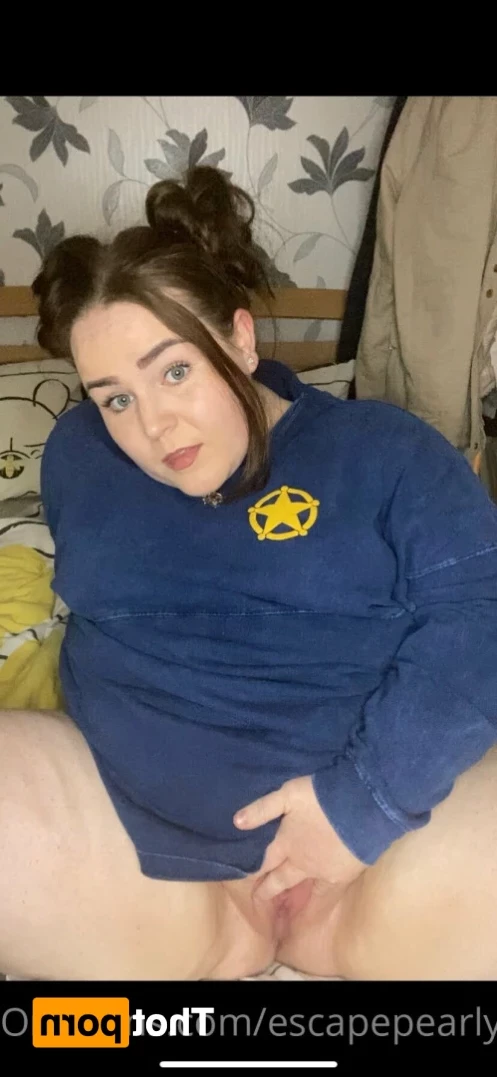 ᴘʀᴇɢɴᴀɴᴛ ᴘᴇᴀʀʟʏ 🍓 [ escapepearly ] Onlyfans leaked photo 13707492 on Hotleaks.tv