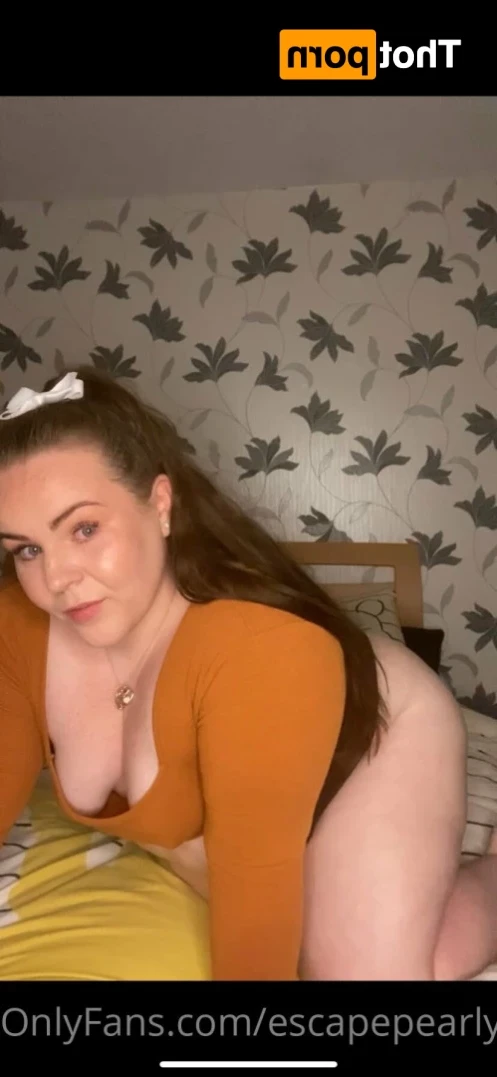 ᴘʀᴇɢɴᴀɴᴛ ᴘᴇᴀʀʟʏ 🍓 [ escapepearly ] Onlyfans leaked photo 13707722 on Hotleaks.tv