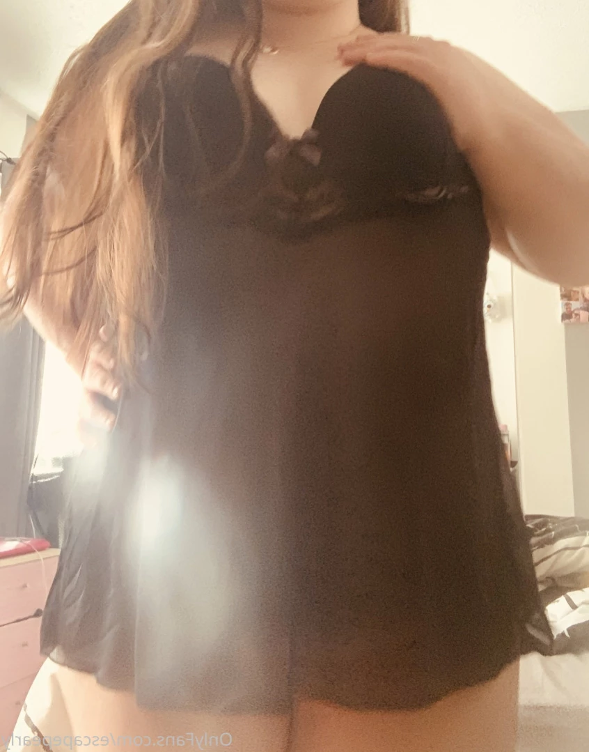 ᴘʀᴇɢɴᴀɴᴛ ᴘᴇᴀʀʟʏ 🍓 [ escapepearly ] Onlyfans leaked photo 13707956 on Hotleaks.tv