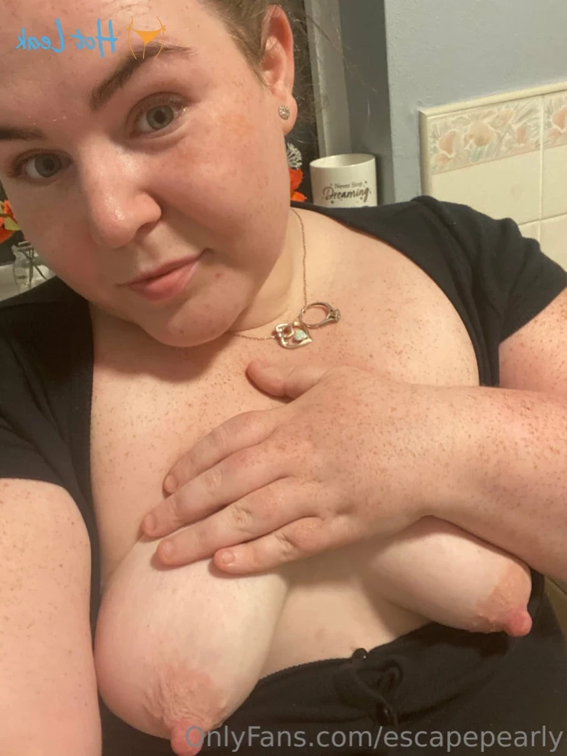 ᴘʀᴇɢɴᴀɴᴛ ᴘᴇᴀʀʟʏ 🍓 [ escapepearly ] Onlyfans leaked photo 13708208 on Hotleaks.tv