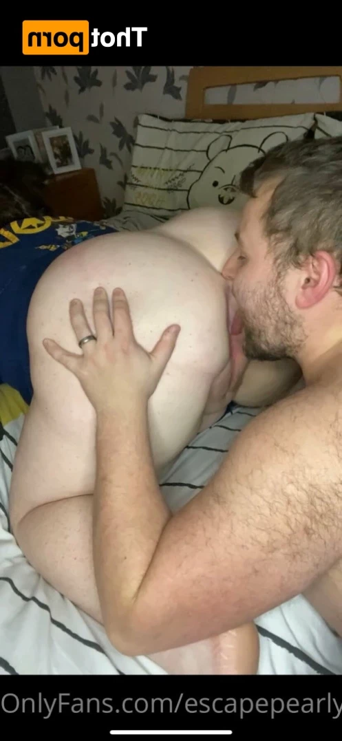 ᴘʀᴇɢɴᴀɴᴛ ᴘᴇᴀʀʟʏ 🍓 [ escapepearly ] Onlyfans leaked photo 13708565 on Hotleaks.tv