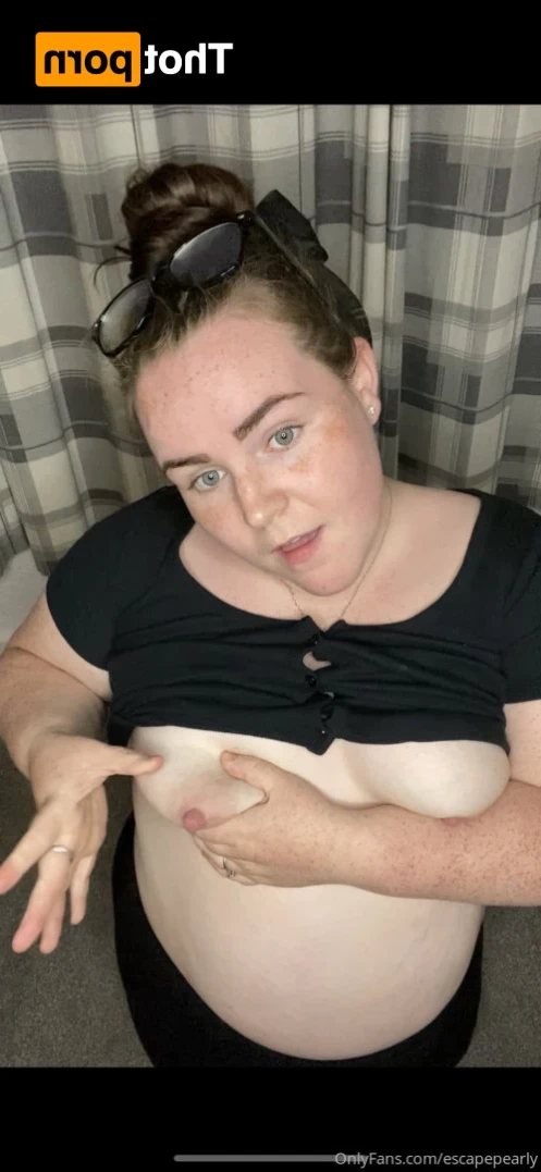 ᴘʀᴇɢɴᴀɴᴛ ᴘᴇᴀʀʟʏ 🍓 [ escapepearly ] Onlyfans leaked photo 13708622 on Hotleaks.tv