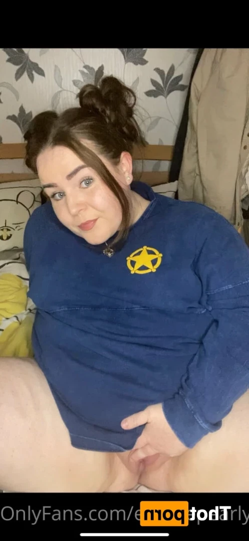 ᴘʀᴇɢɴᴀɴᴛ ᴘᴇᴀʀʟʏ 🍓 [ escapepearly ] Onlyfans leaked photo 13922701 on Hotleaks.tv
