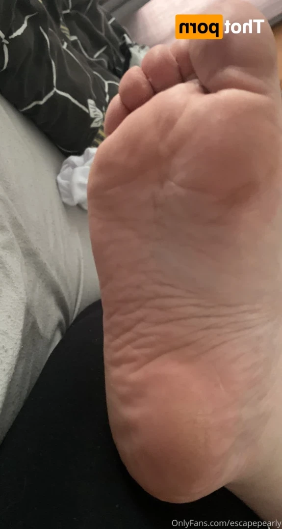 ᴘʀᴇɢɴᴀɴᴛ ᴘᴇᴀʀʟʏ 🍓 [ escapepearly ] Onlyfans leaked photo 16000912 on Hotleaks.tv