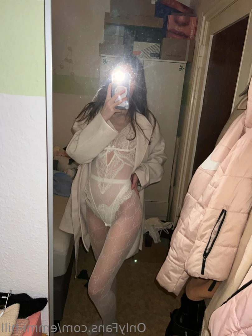 emmi-hill Onlyfans leaked photo 16167657 on Hotleaks.tv