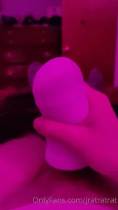 10996723