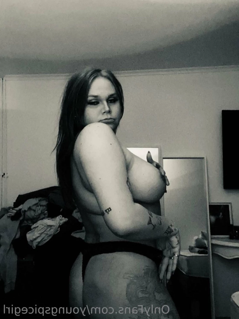youngspicegirl Onlyfans leaked photo 12812722 on Hotleaks.tv