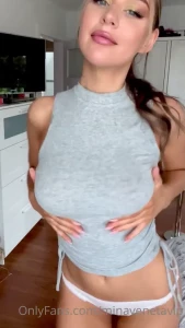 15987787