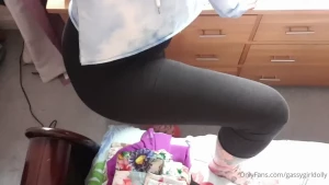 Gassy Dolly [ gassygirldolly ] Onlyfans leaked video 14003483 on Hotleaks.tv