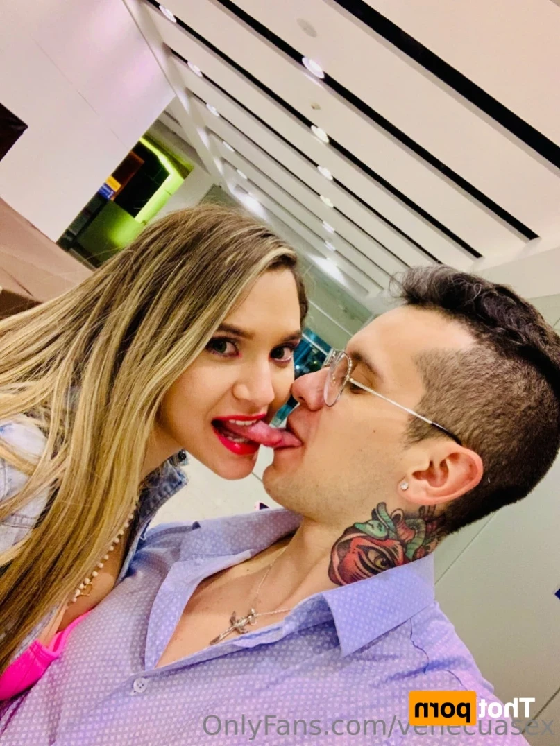 🇻🇪Venecuasex🇪🇨 [ venecuasex ] Onlyfans leaked photo 11915417 on Hotleaks.tv
