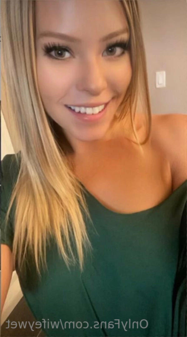 Hotwife Bridget 🫦 [ wifeywet ] Onlyfans leaked photo 11955538 on Hotleaks.tv