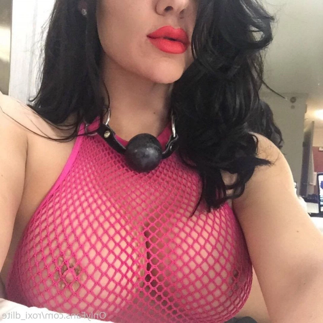 Roxi DLite [ roxi_dlite ] Onlyfans leaked photo 1040496 on Hotleaks.tv