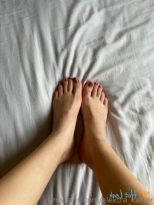 16357432
