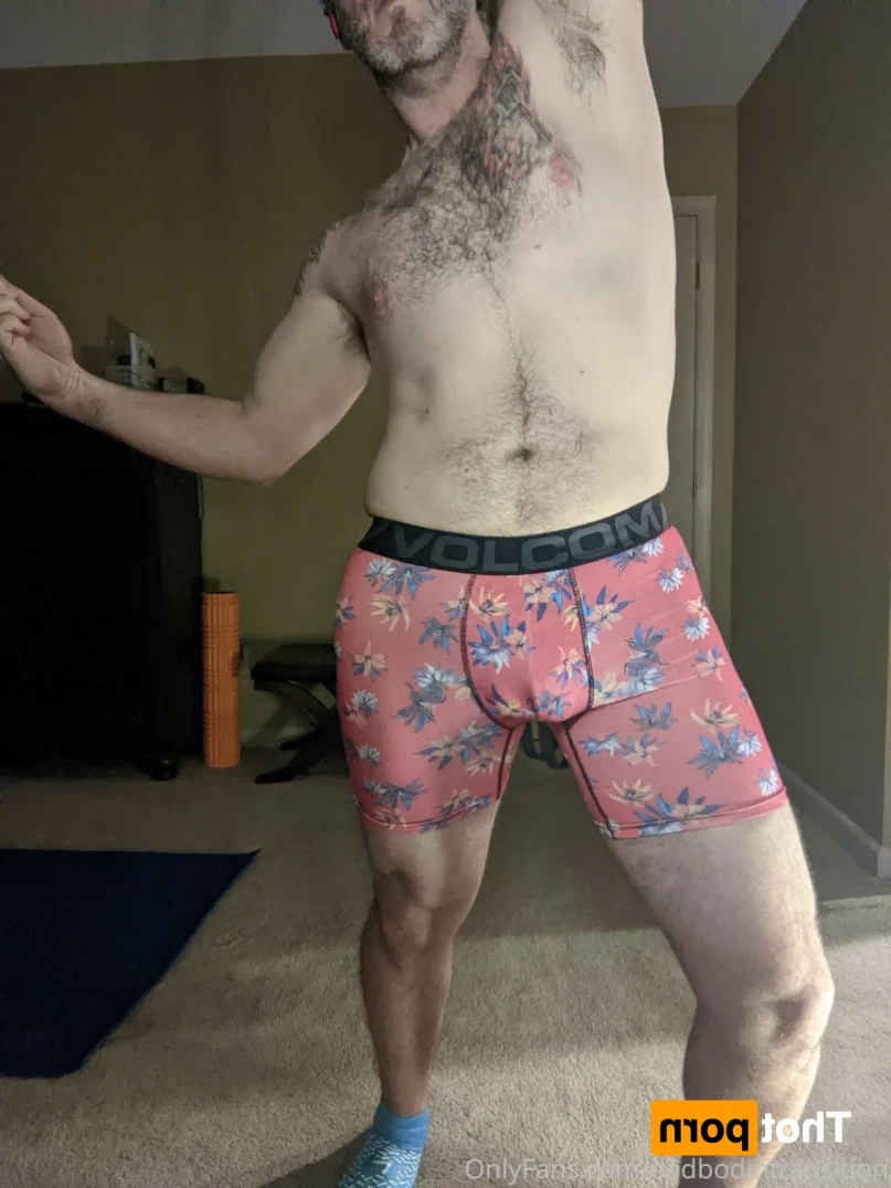 dadbodintransition Onlyfans leaked photo 14053183 on Hotleaks.tv