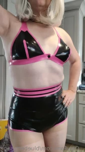 15251668