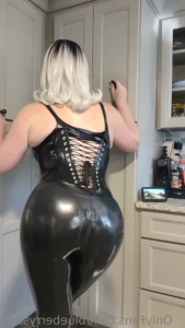 16142722