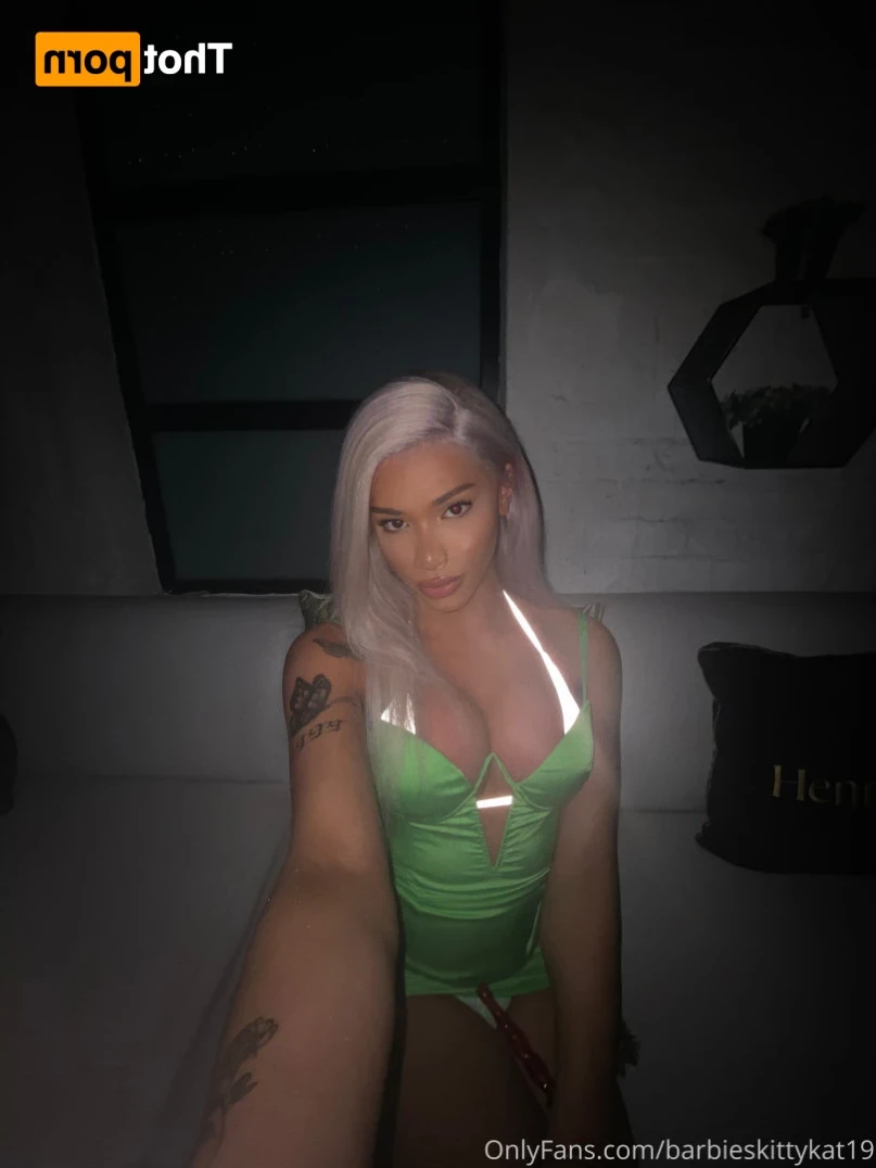 BarbieDollV [ barbieskittykat19 ] Onlyfans leaked photo 15300562 on Hotleaks.tv