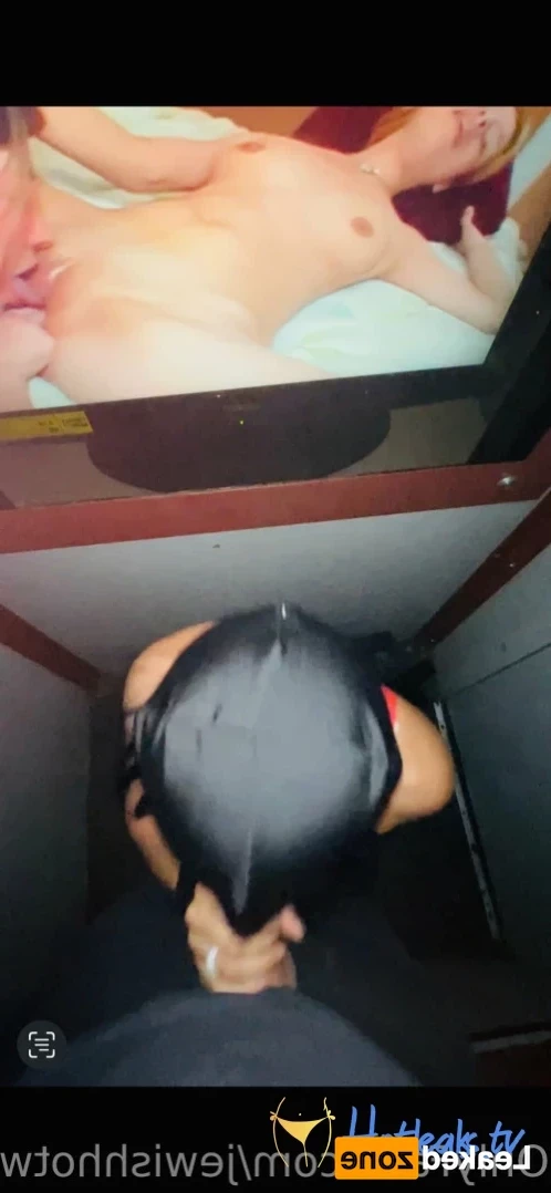 jewishhotwife Onlyfans leaked photo 16061480 on Hotleaks.tv