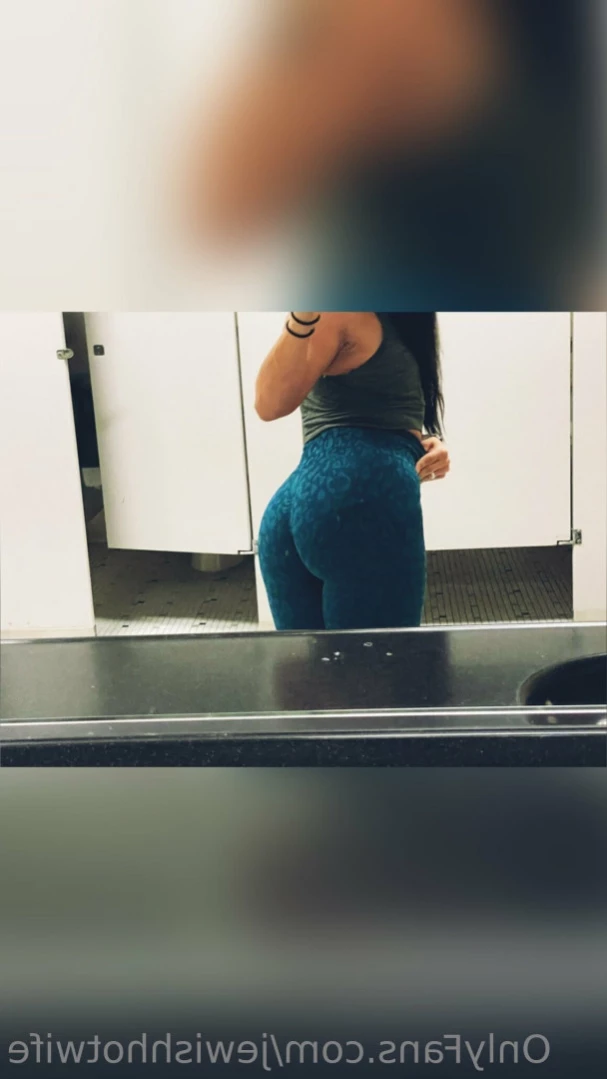 jewishhotwife Onlyfans leaked photo 16096824 on Hotleaks.tv
