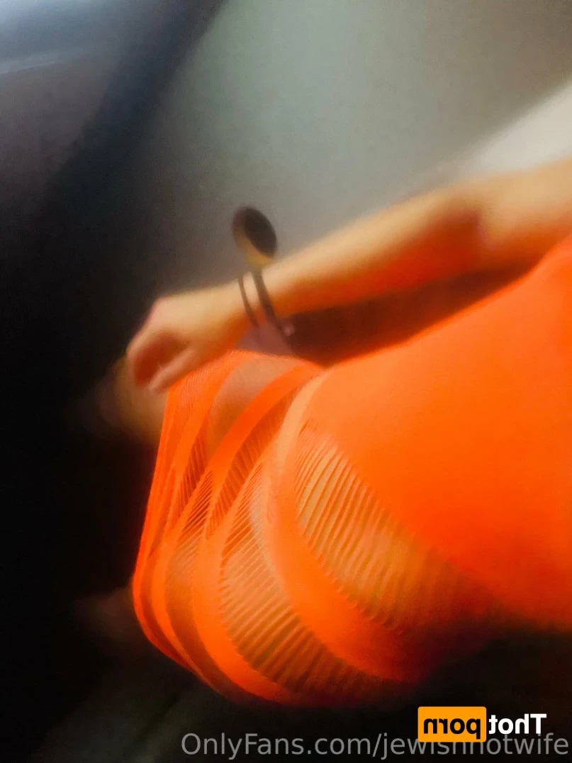 jewishhotwife Onlyfans leaked photo 16129131 on Hotleaks.tv