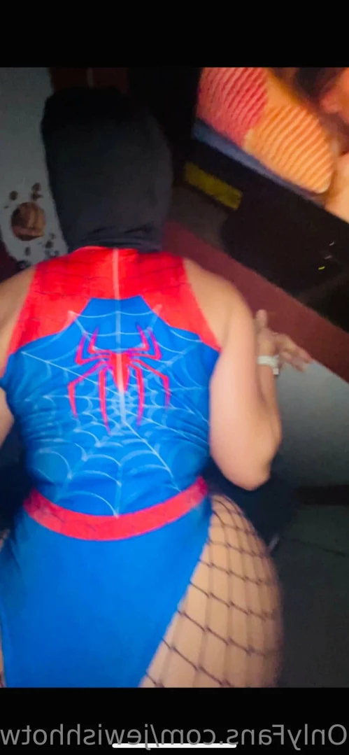 jewishhotwife Onlyfans leaked photo 16460232 on Hotleaks.tv