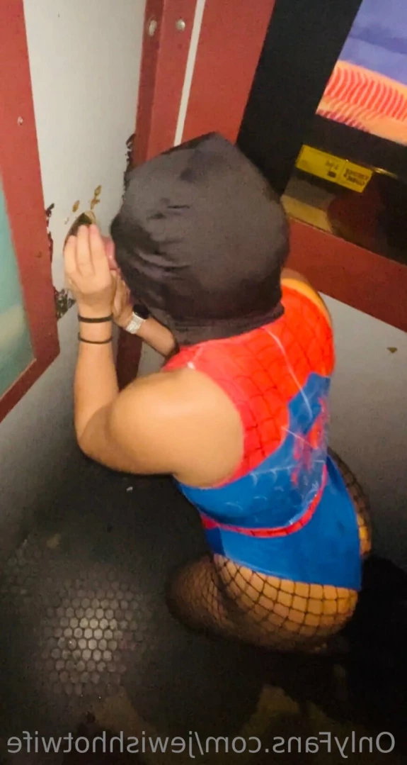 jewishhotwife Onlyfans leaked photo 16460290 on Hotleaks.tv
