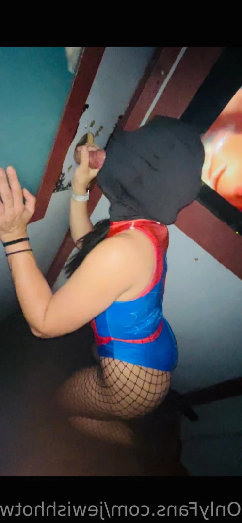 jewishhotwife Onlyfans leaked photo 16460321 on Hotleaks.tv