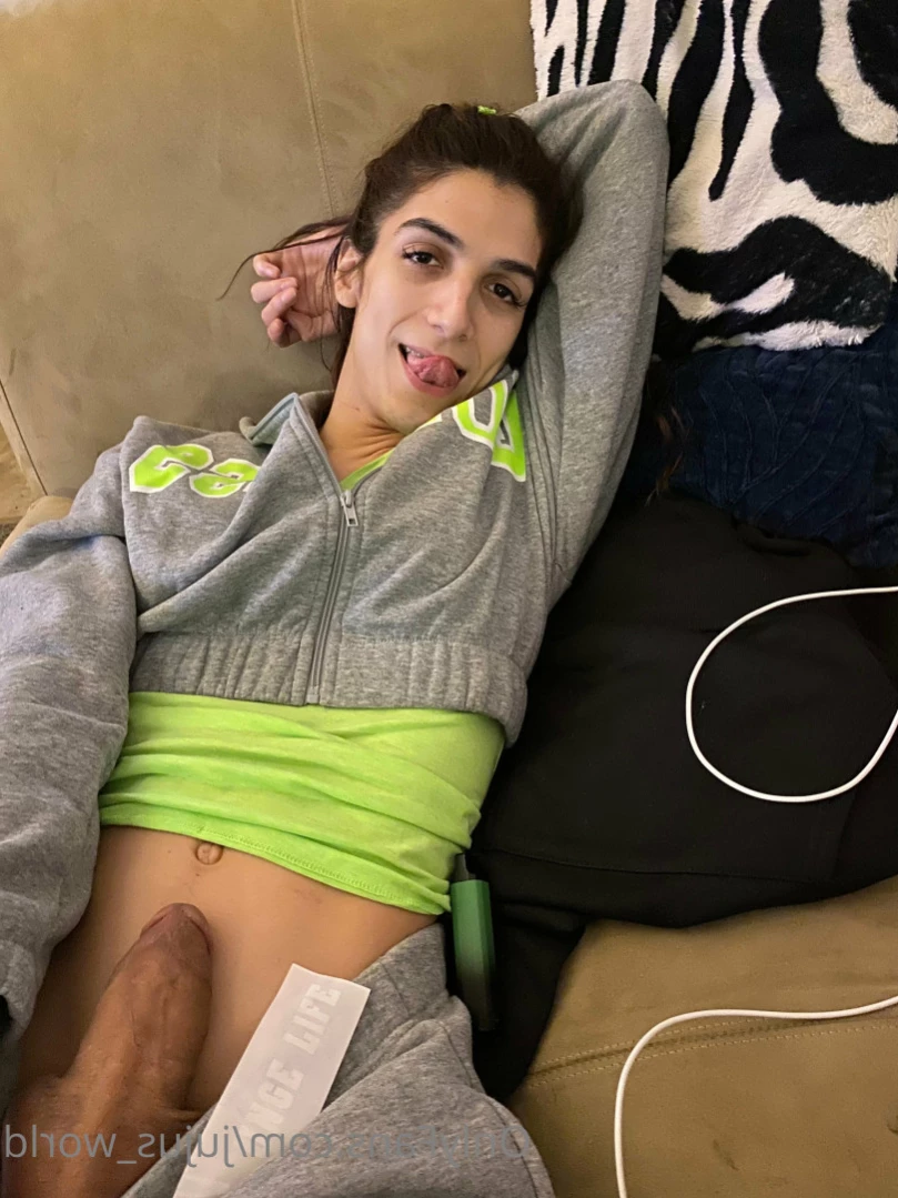 𝓣𝓢 𝓚𝓲𝓽𝓽𝔂 [ jujus_world ] Onlyfans leaked photo 13313944 on Hotleaks.tv