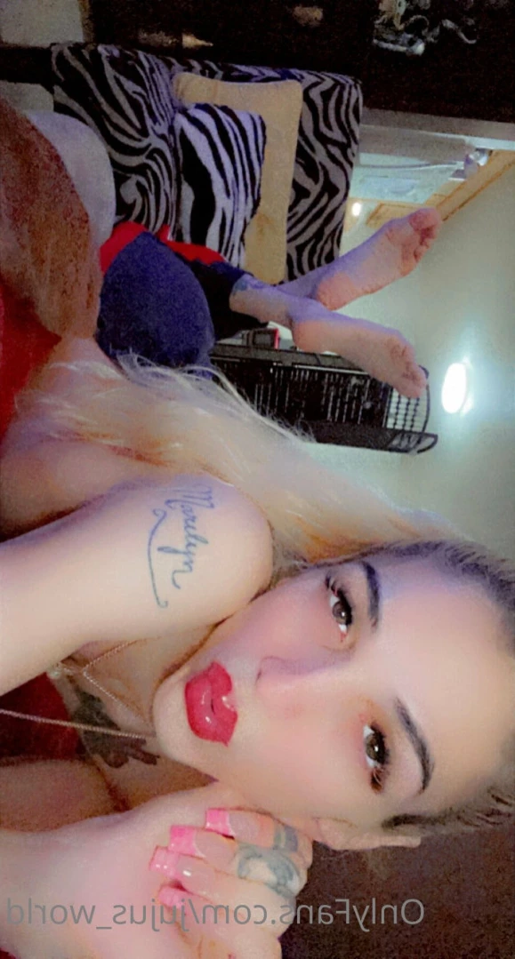 𝓣𝓢 𝓚𝓲𝓽𝓽𝔂 [ jujus_world ] Onlyfans leaked photo 16462328 on Hotleaks.tv