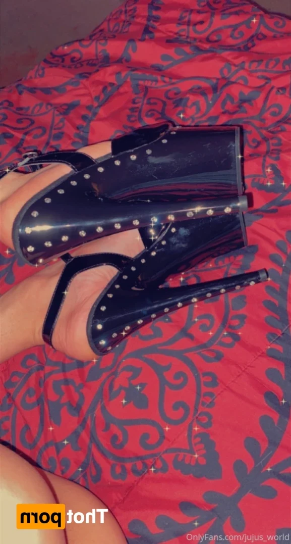 𝓣𝓢 𝓚𝓲𝓽𝓽𝔂 [ jujus_world ] Onlyfans leaked photo 16462349 on Hotleaks.tv