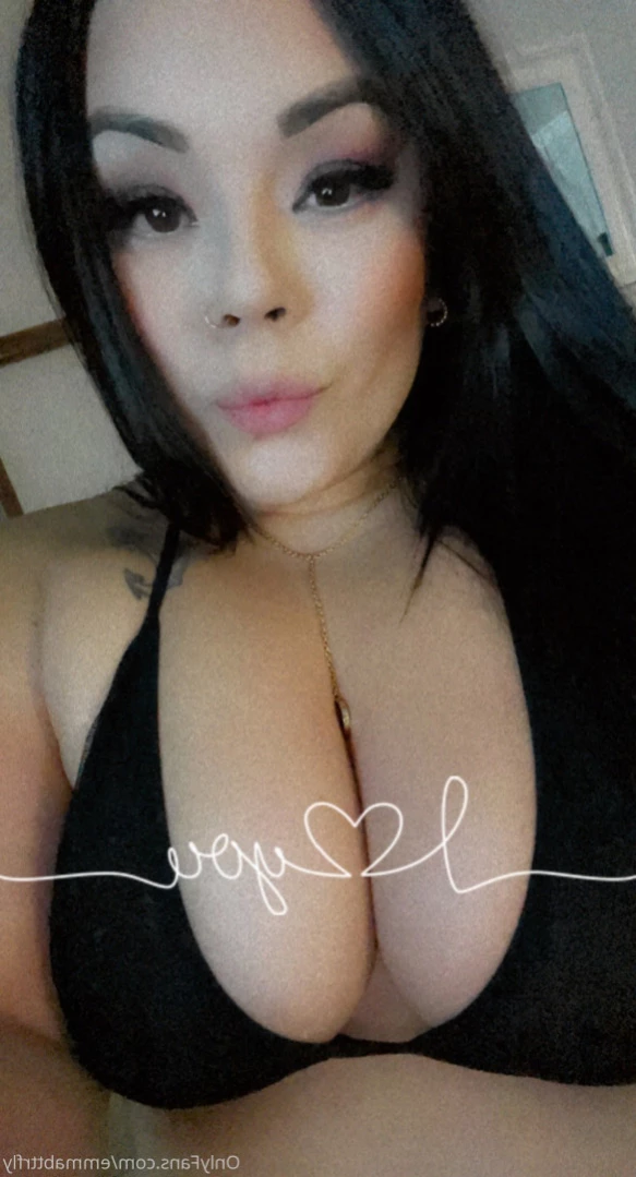 Emma Butterfly 🦋 [ emmabttrfly ] Onlyfans leaked photo 13500054 on Hotleaks.tv