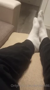 15940822