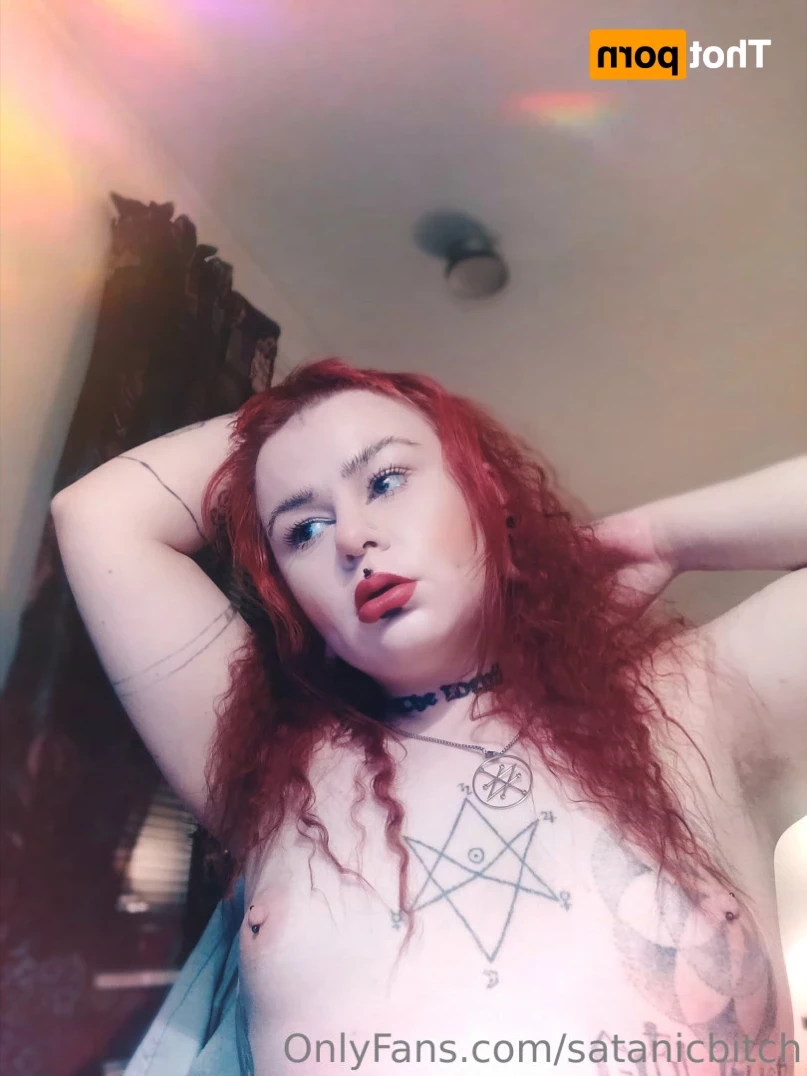 Demon babe [ bitxhcraft ] Onlyfans leaked photo 12917955 on Hotleaks.tv