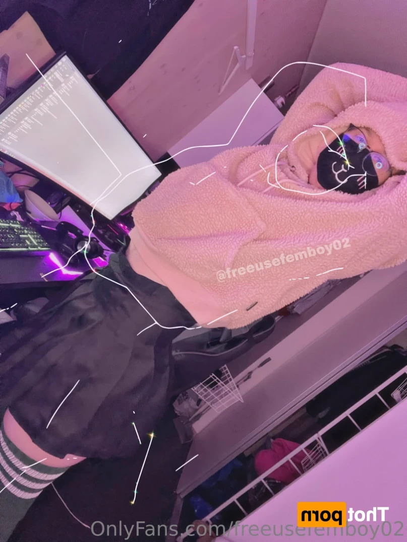 Catboy Seykoツ💜😼 [ freeusefemboy02 ] Onlyfans leaked photo 13599398 on Hotleaks.tv