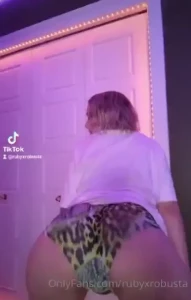 ruby robusta [ rubyxrobusta ] Onlyfans leaked video 18369125 on Hotleaks.tv