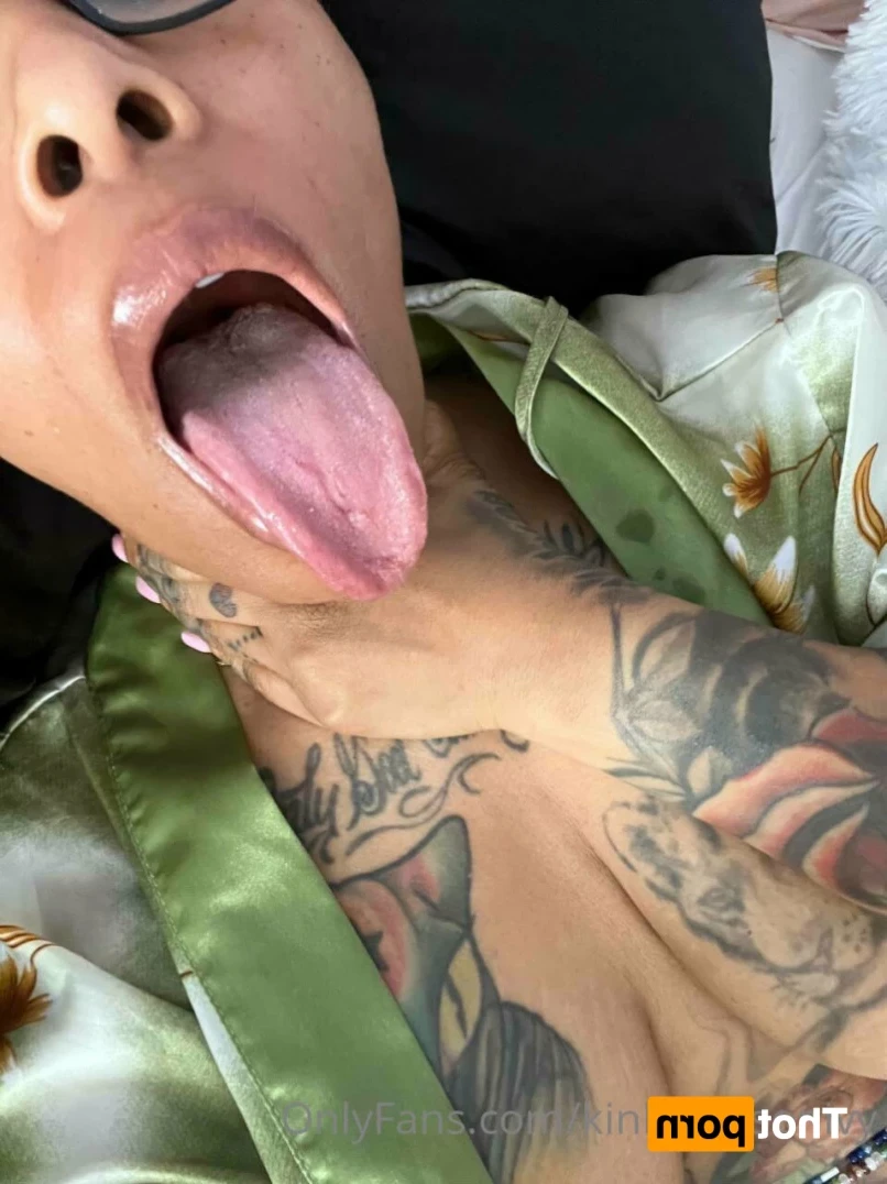 Goddess No Face No Case [ kinkypoisonivy ] Onlyfans leaked photo 12933443 on Hotleaks.tv
