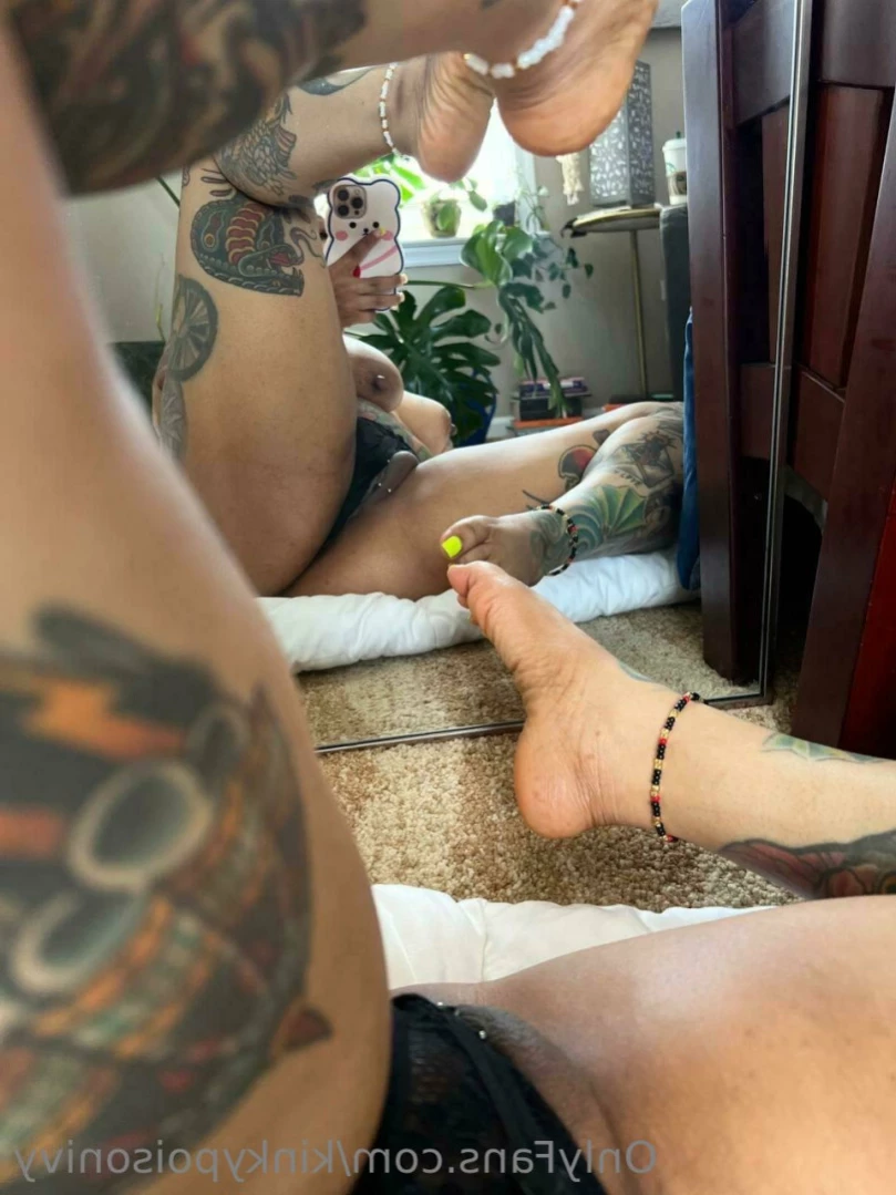 Goddess No Face No Case [ kinkypoisonivy ] Onlyfans leaked photo 12973541 on Hotleaks.tv