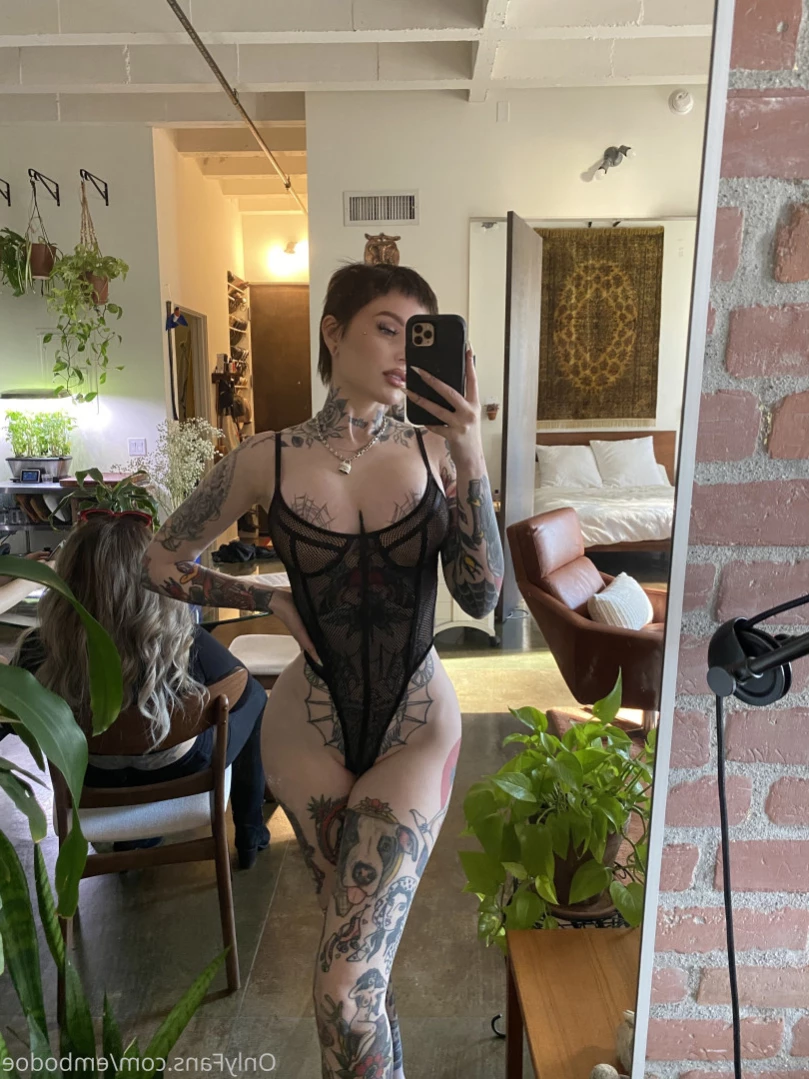 E. BORING [ embodoe ] Onlyfans leaked photo 12038134 on Hotleaks.tv
