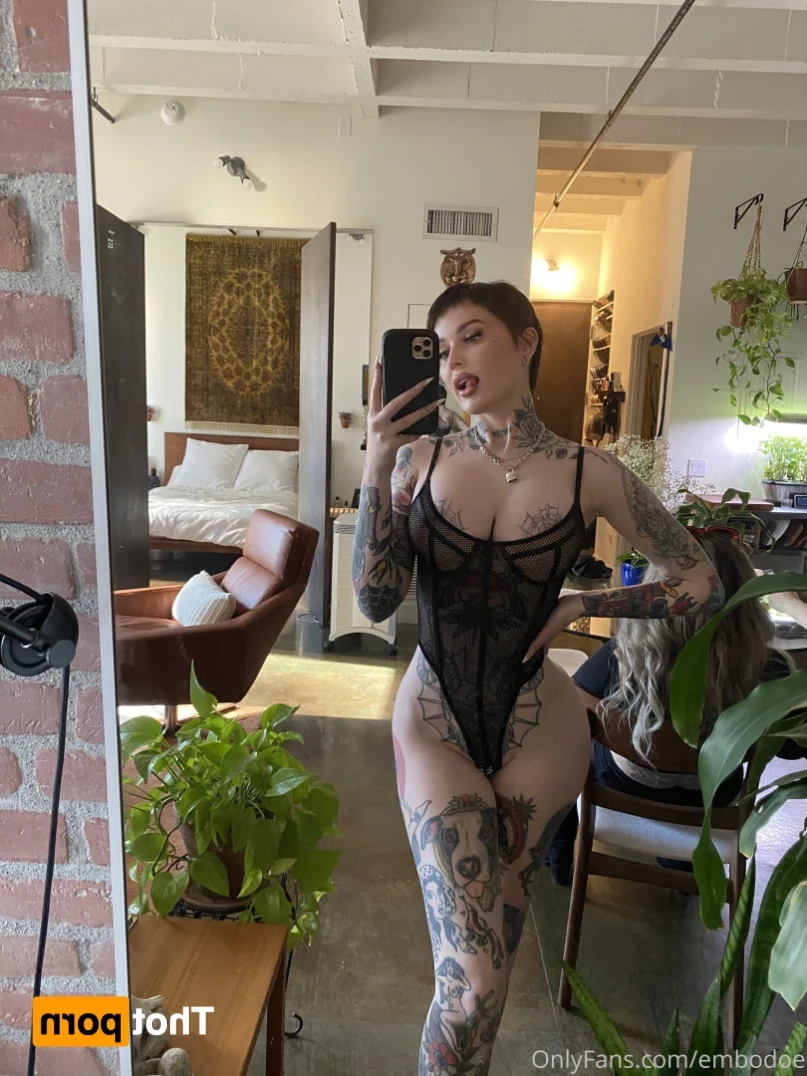 E. BORING [ embodoe ] Onlyfans leaked photo 15648232 on Hotleaks.tv